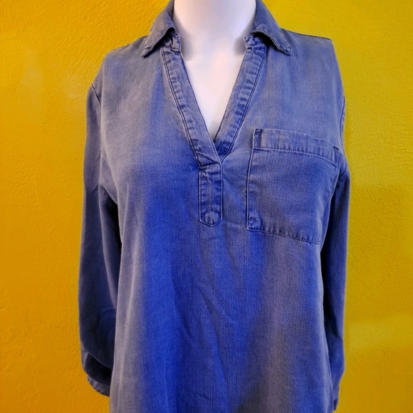 New York & Company Tops - Jean top